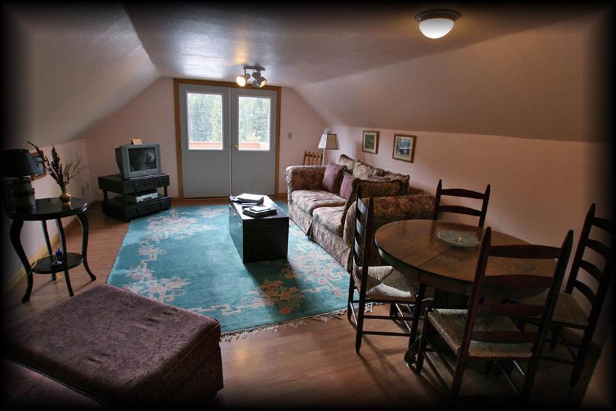Alpine Motel Of クック・シティ エクステリア 写真